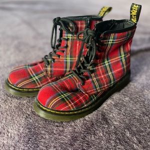 Dr. Martens Youth 3 1/2